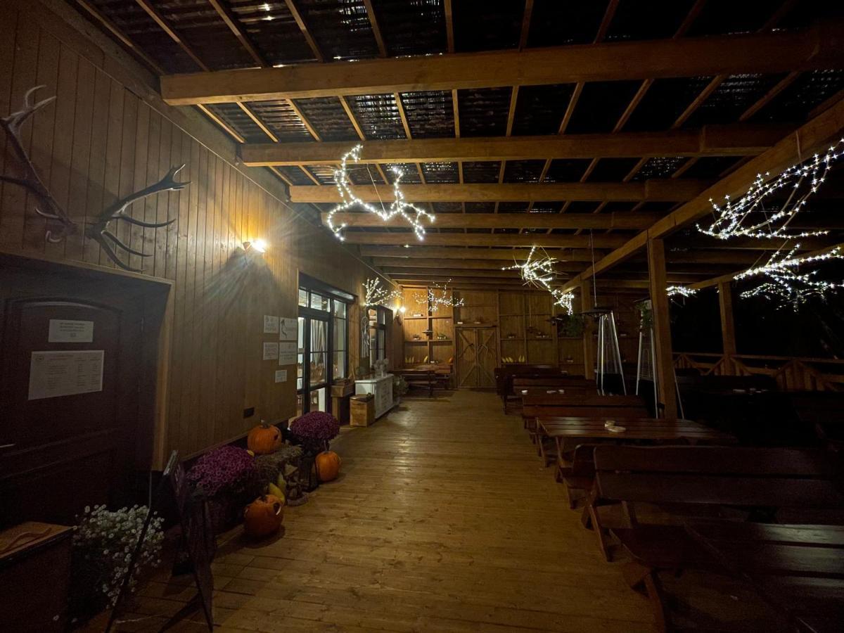 Zloty Jelen - Restauracja I Dom Goscinny Potok Zloty Екстериор снимка