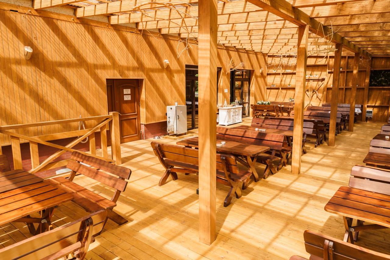 Zloty Jelen - Restauracja I Dom Goscinny Potok Zloty Екстериор снимка