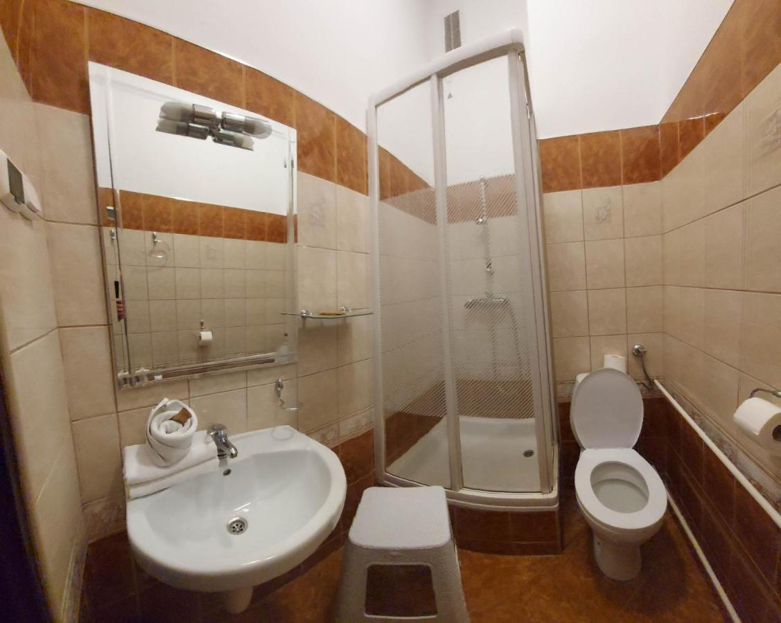 Zloty Jelen - Restauracja I Dom Goscinny Potok Zloty Екстериор снимка
